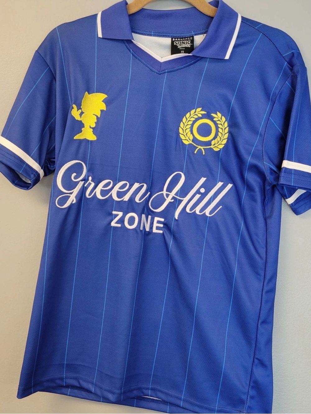 Sonic The Hedgehog Green Hill Soccer Jersey Size X-Small XS Boxlunch Blue Collar